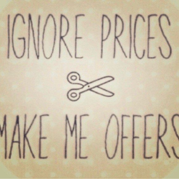 New Gracia Embroidered Blouse - Picture 5 of 5